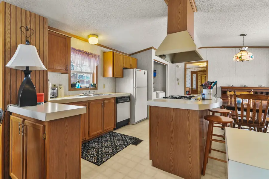 9650 S 41 RD, Cadillac, MI 49601 - Image #3