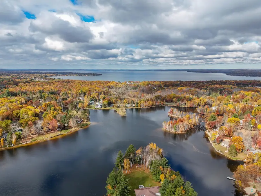 209 Linwood, Prudenville, MI 48651 - Image #2