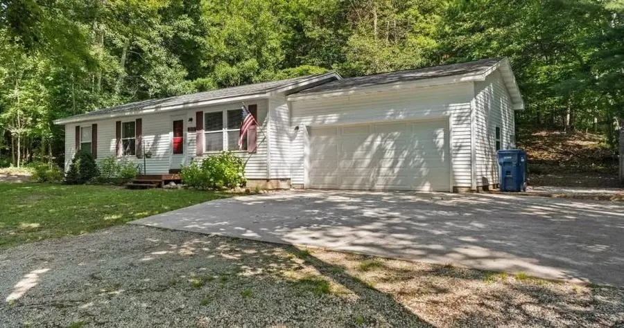 12050 Cabin LN, Rapid City, MI 49676 - #3