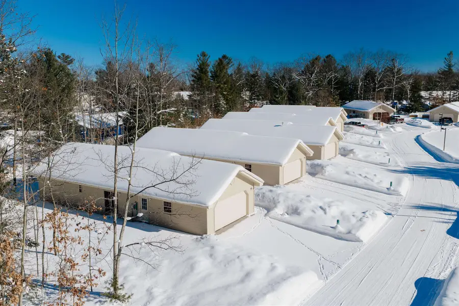 9854 Deer Track CT, Interlochen, MI 49643 - Image #2