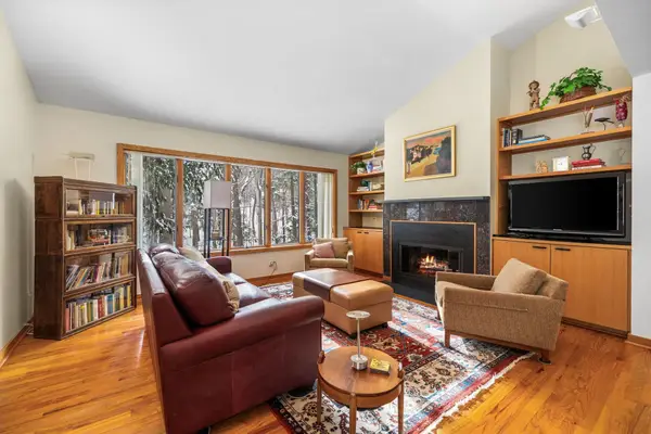 2991 Ojibwa TRL, TraverseCity, MI 49686