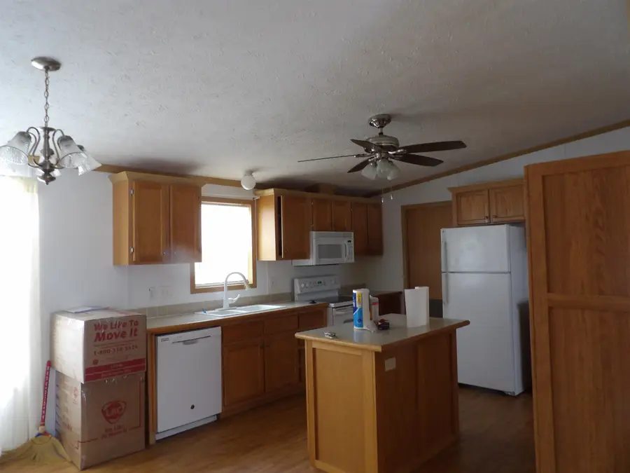 388 Fairway DR, Cadillac, MI 49601 - #2