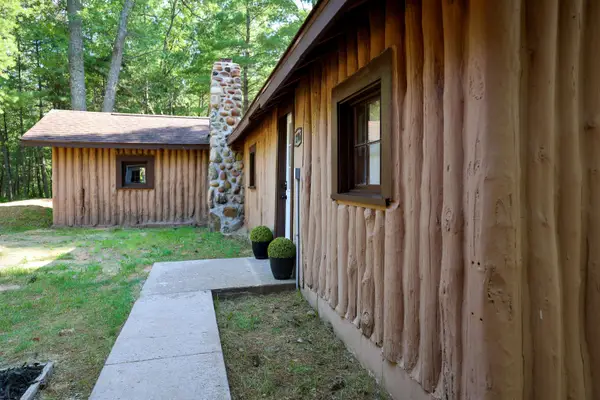 2706 Newatch, Grayling, MI 49738