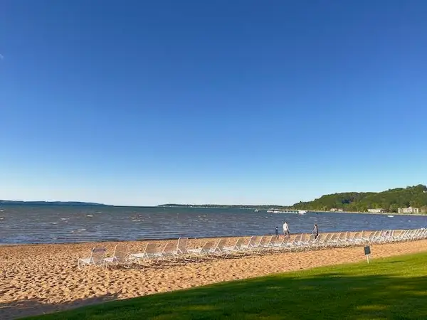 2305 US-131 N, TraverseCity, MI 49684