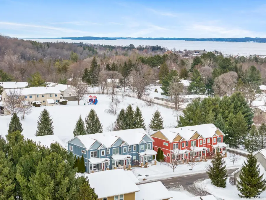 10621 Waterford RD, Traverse City, MI 49684 - Image #2