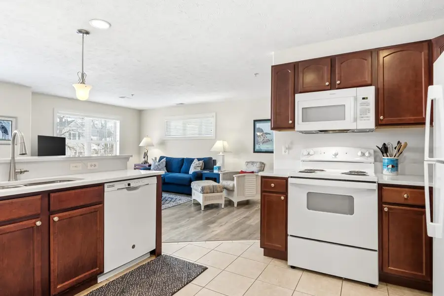 100 Hope, Traverse City, MI 49686 - #3