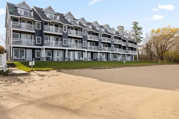 2305 N US31, TraverseCity, MI 49686