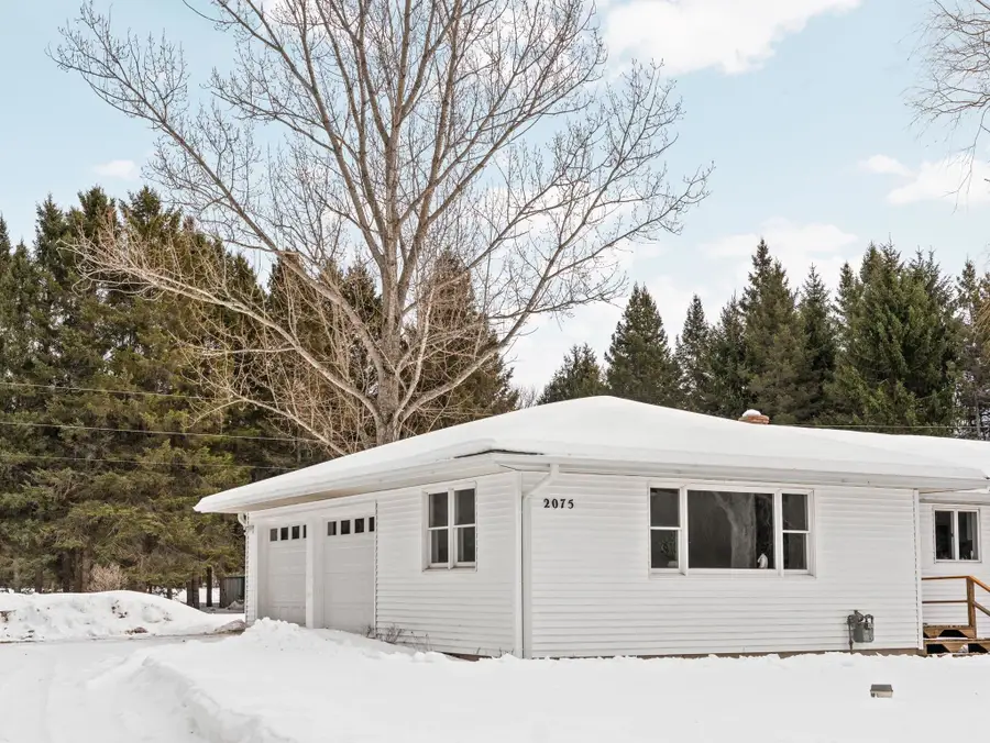 2075 S Lake Leelanau, Bingham, MI 49653 - #2