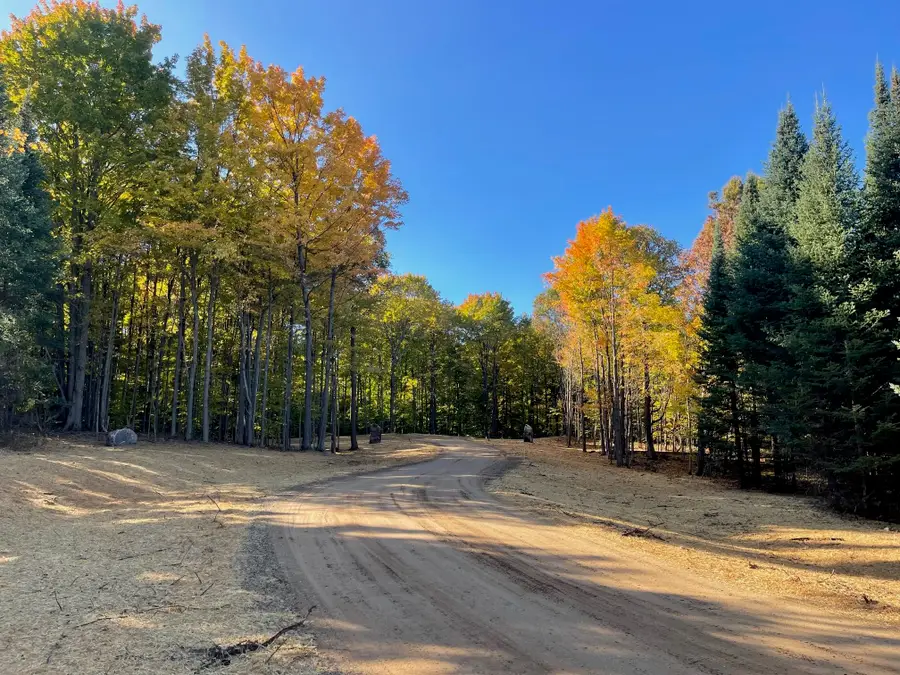 5803 SW Old Oak TRL, Springfield, MI 49633 - #2