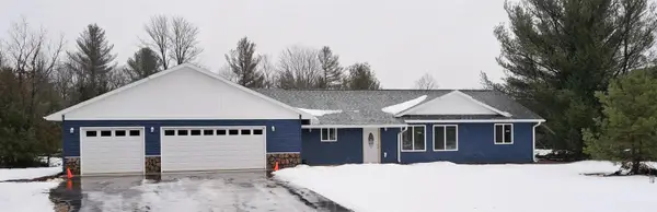 2221 Nancy Kay, Interlochen, MI 49643