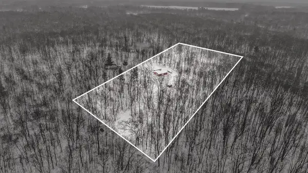 9047 E Oakwood, ReedCity, MI 49677