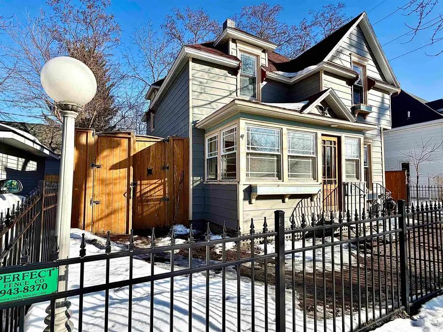 803 Cass ST, Traverse City, MI 49684 - #2