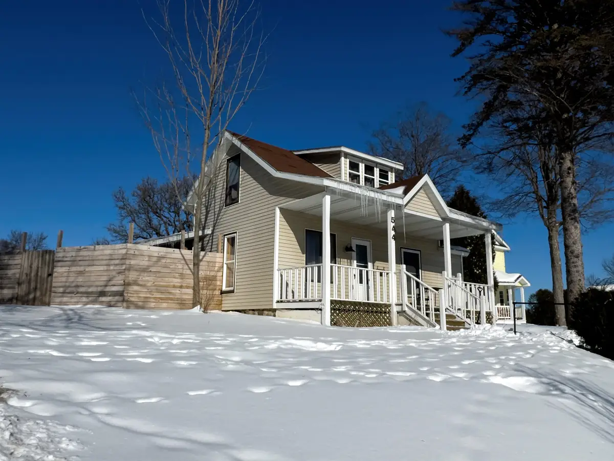 544 W Upton AVE, Reed City, MI 49307 - #1