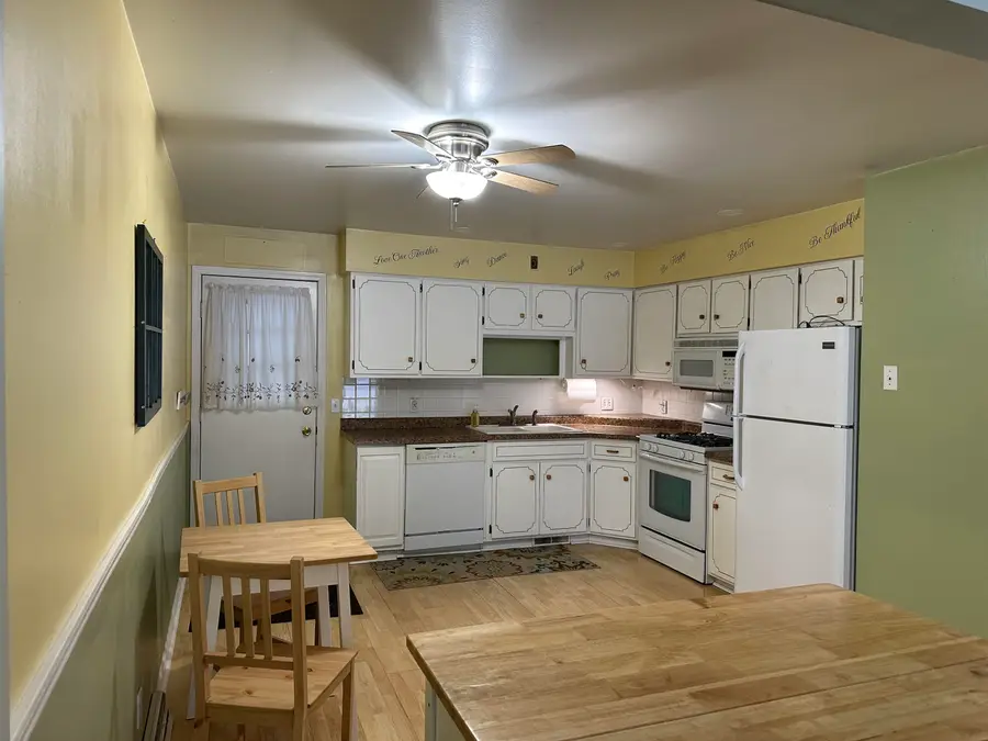 959 SE Andover, Grand Rapids, MI 49508 - #3