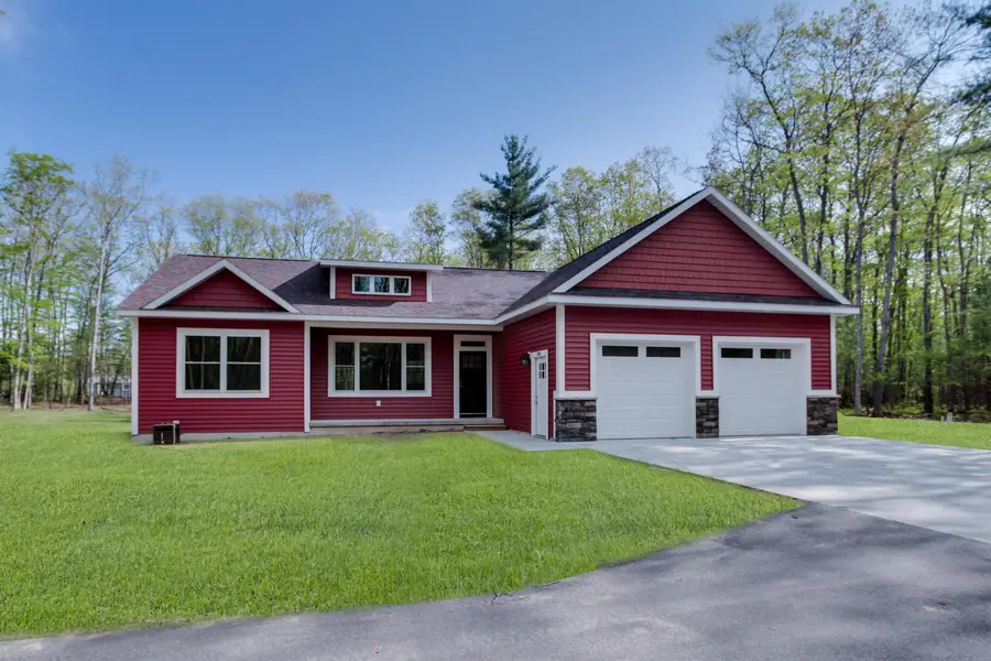 8932 Acres Run, Long Lake, MI 49684 - #2