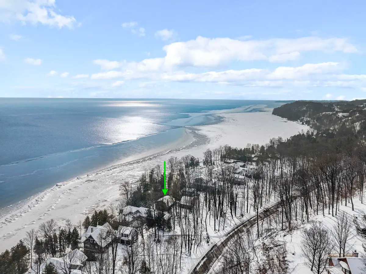 1275 S Nanagosa, Suttons Bay, MI 49682 - #1