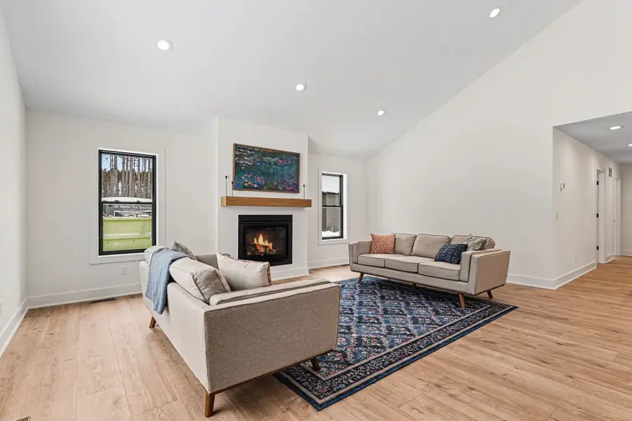 11934 S Karnes RD, Empire, MI 49630 - #3