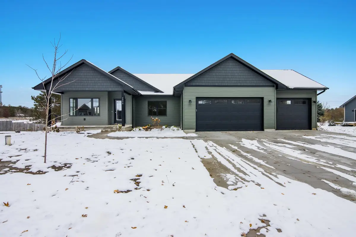 4054 Center Farm, Long Lake, MI 49685 - #1