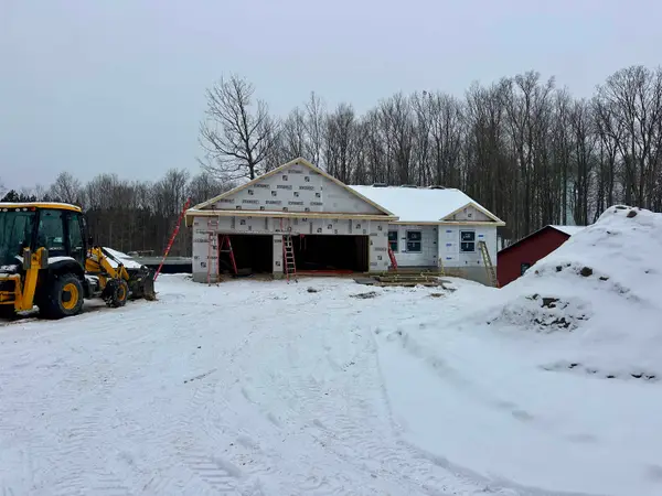 1066 Birmley Estates, TraverseCity, MI 49696