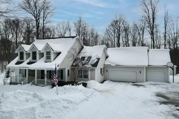 12900 S Woodhaven, TraverseCity, MI 49684