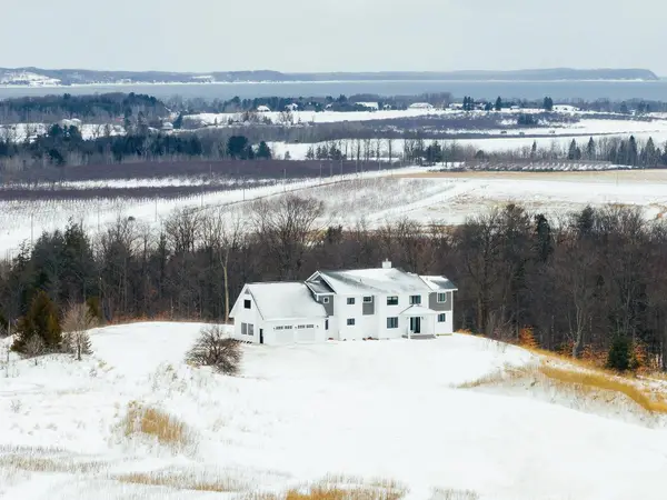 6707 Huntsman, Williamsburg, MI 49690