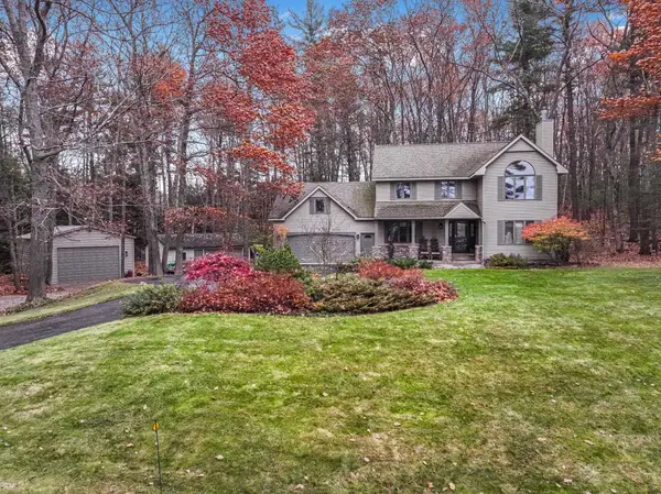 5347 Birch Glen, LakeAnn, MI 49650