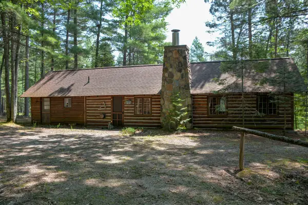 6483 W Plum Valley Road NW, RapidCity, MI 49676