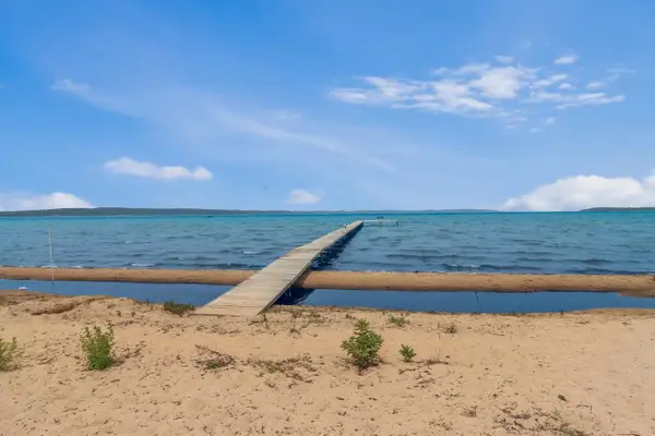 2175 N US-31 N, TraverseCity, MI 49686