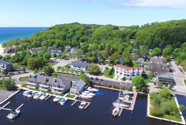 14 S Second ST, Frankfort, MI 49635