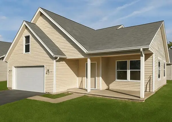 2806 Opal, TraverseCity, MI 49684