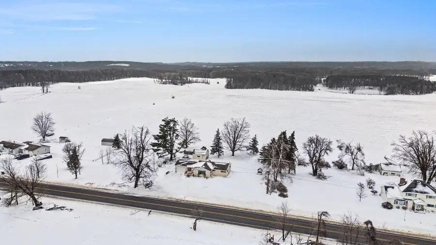 10555 E 48, Cadillac, MI 49601 - #2