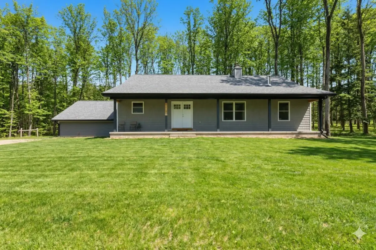 4214 Antioch DR, Mesick, MI 49668 - #1