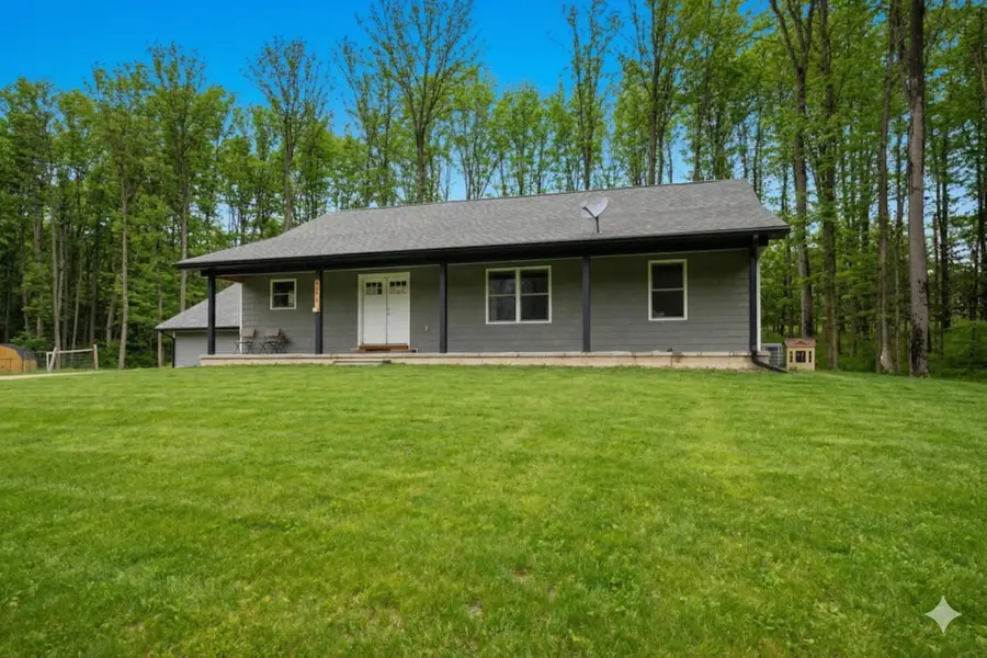 4214 Antioch DR, Mesick, MI 49668 - #2