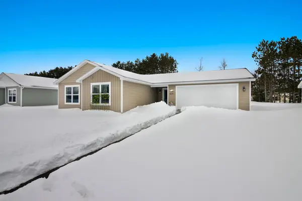 2632 Plover DR, TraverseCity, MI 49685