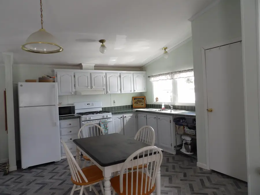 378 Thistlewood, Cadillac, MI 49601 - #3