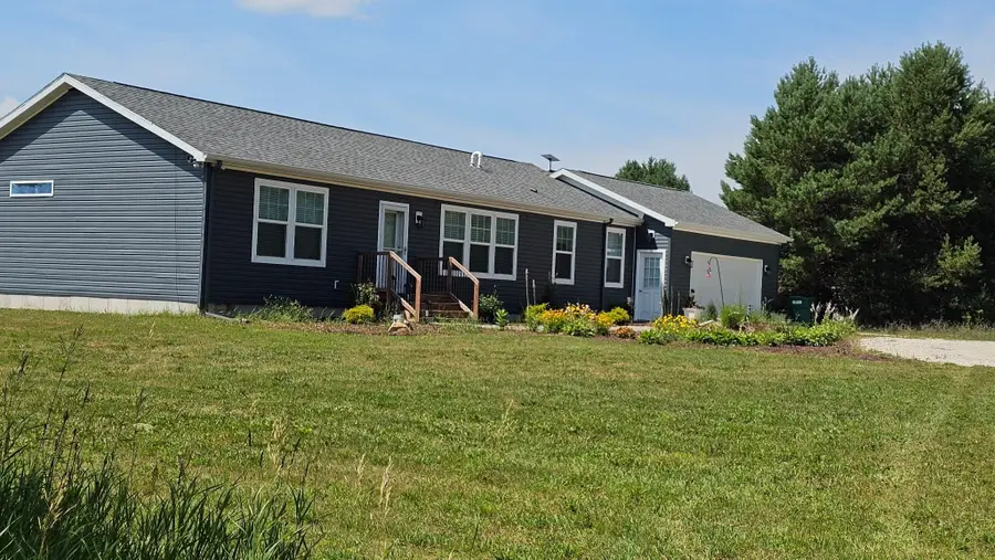 2082 S Mackinaw TRL, Cadillac, MI 49601 - #2