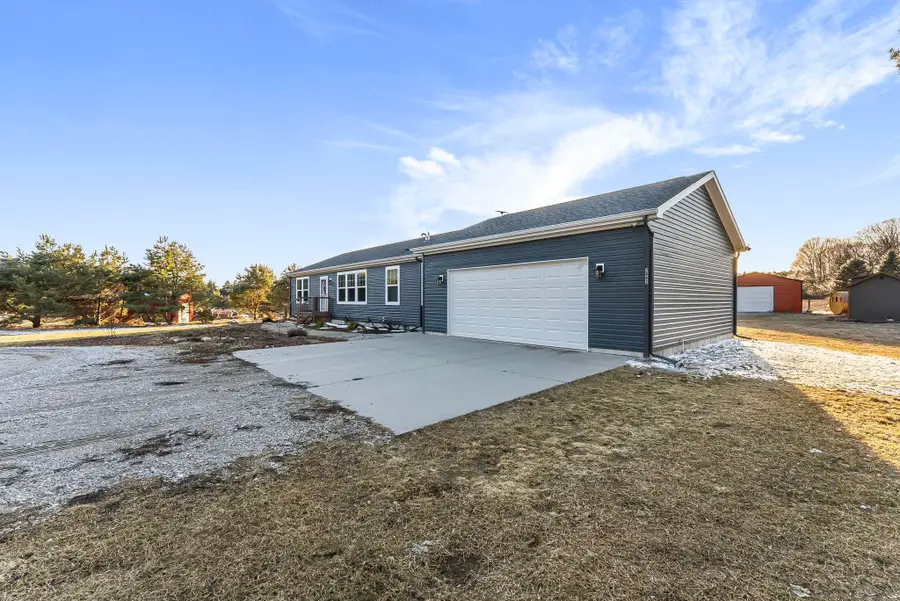 2082 S Mackinaw TRL, Cadillac, MI 49601 - #3