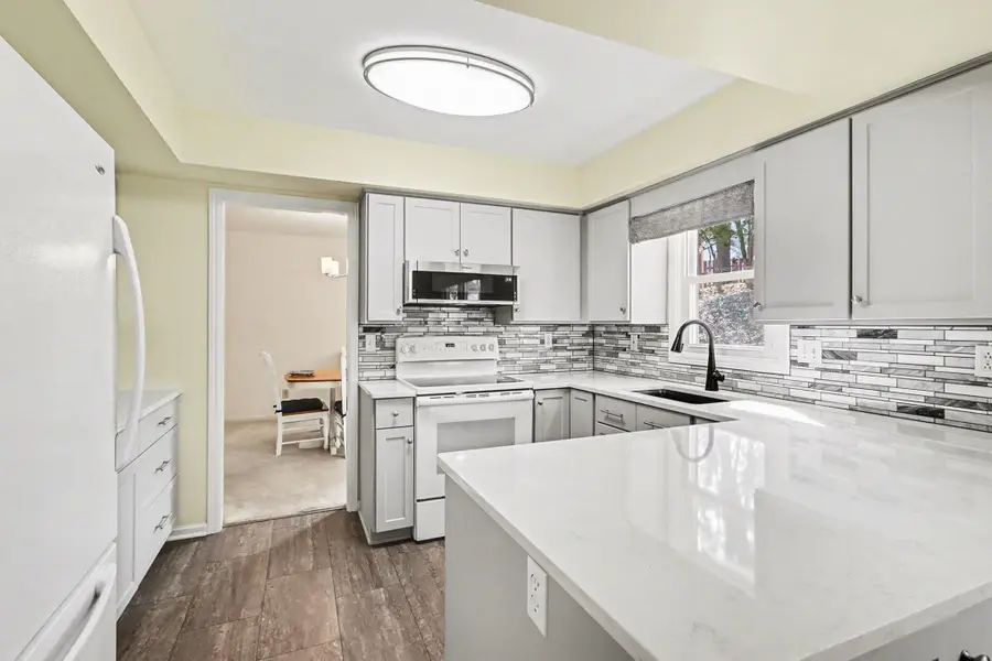 1207 Hampton Oaks DR, Portage, MI 49024 - #3