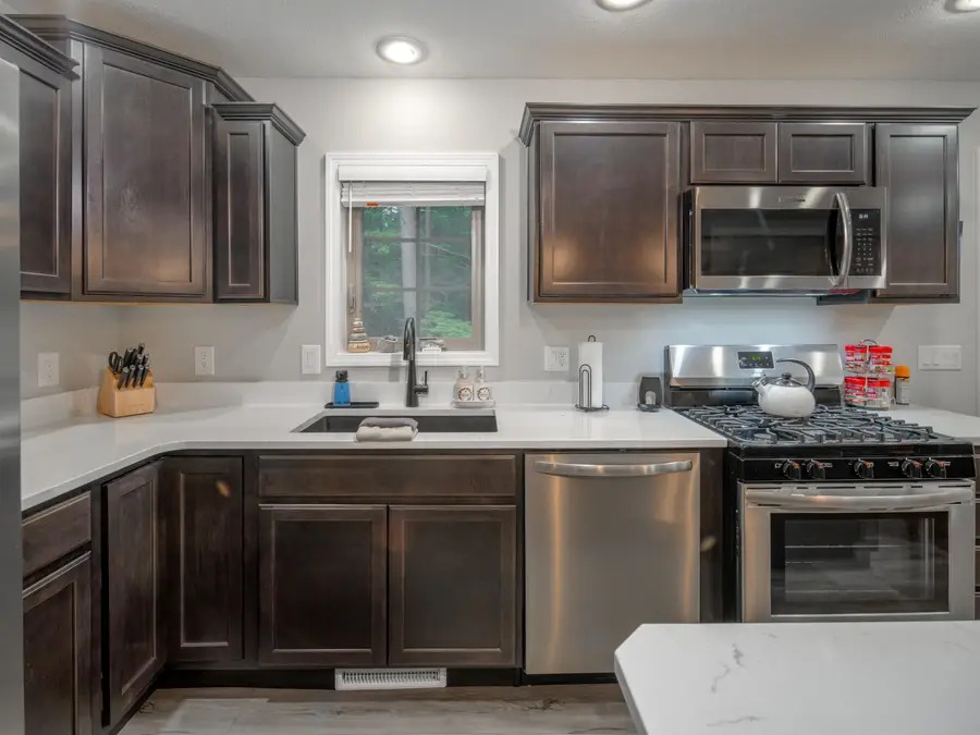 1942 Hoosier Valley, Blair, MI 49685 - #2