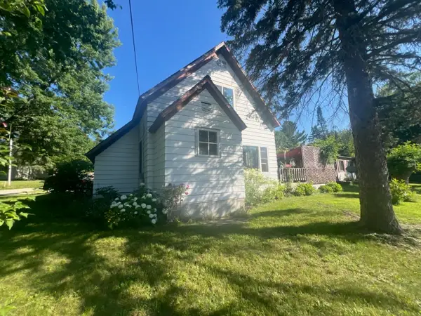 415 Sunnyside, Cadillac, MI 49601