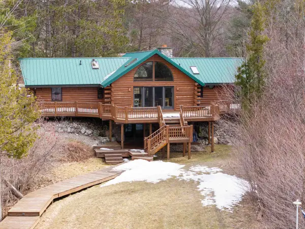 549 Cedar Shores, CentralLake, MI 49622