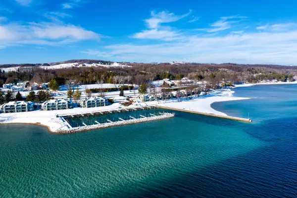 758 Waypoint CIR, SuttonsBay, MI 49682