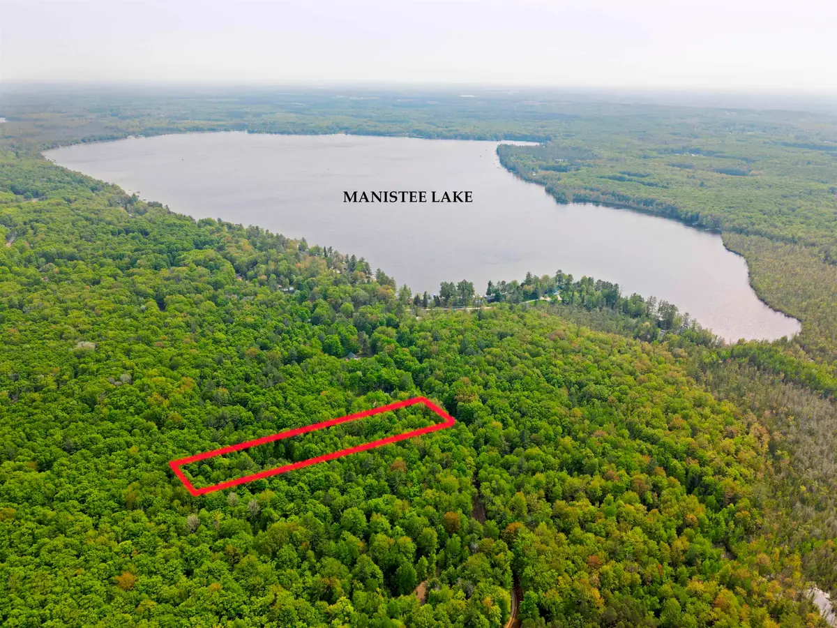 5766 E Shore DR, Kalkaska, MI 49646 - #1