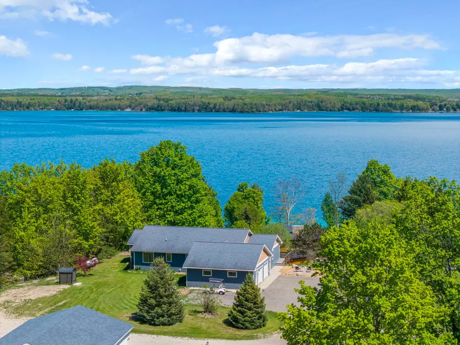 11660 Indian, Kewadin, MI 49648 - #3