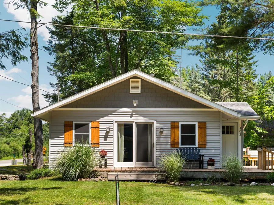 103 Poplar CT, Cadillac, MI 49601 - #2