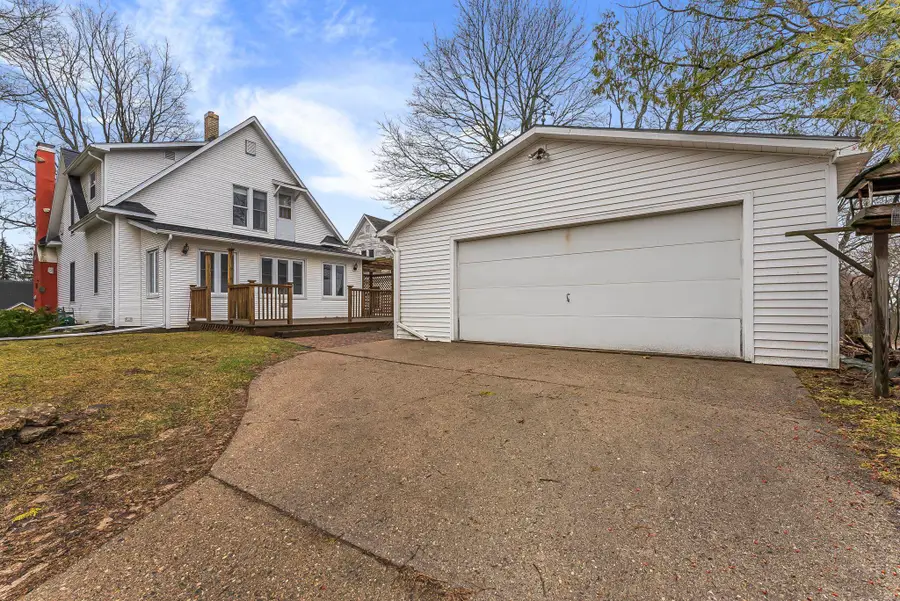 445 E Bremer, Cadillac, MI 49601 - #2