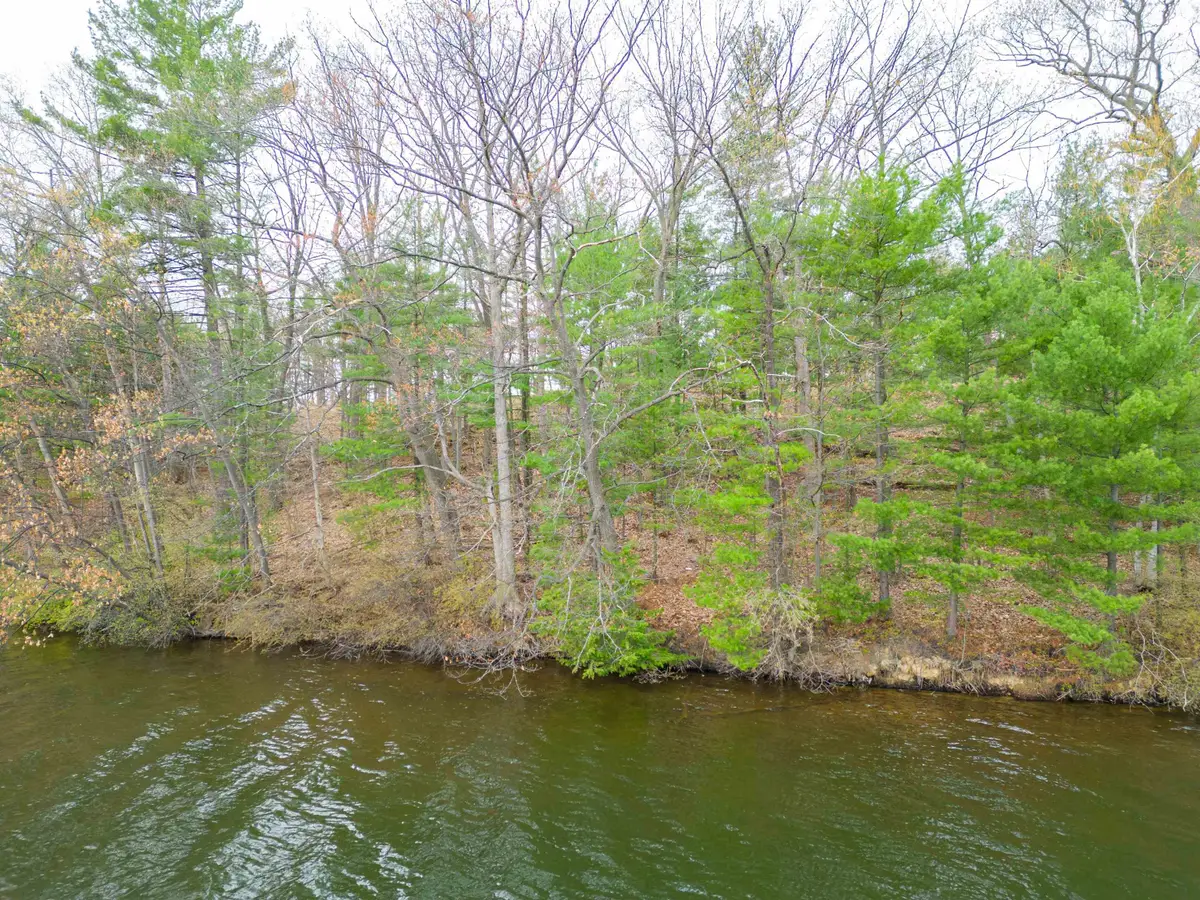 1565 Edgewater, Traverse City, MI 49684 - #1