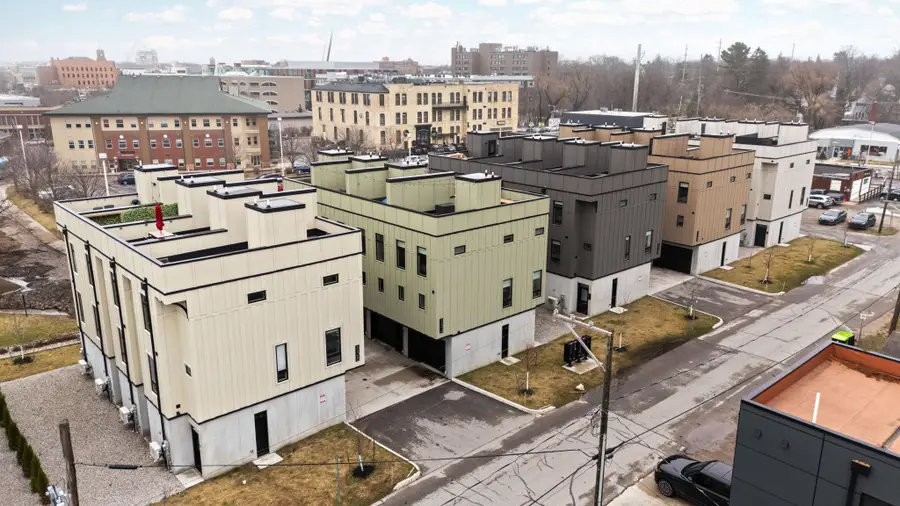 134 Gillis ST, Traverse City, MI 49684 - #2