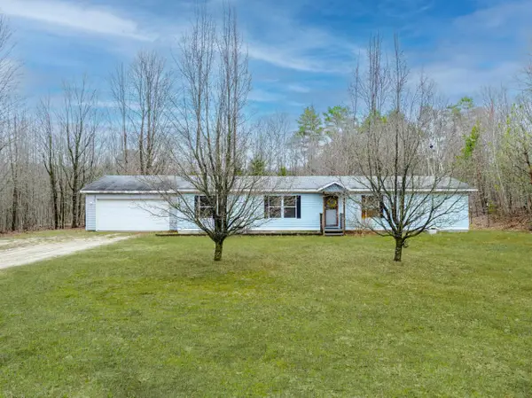 4977 Gardner, FifeLake, MI 49633