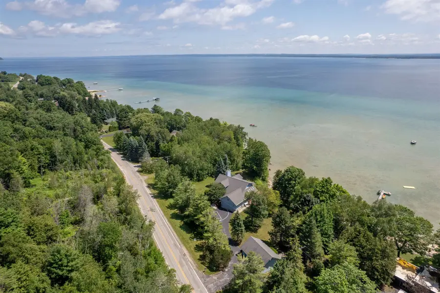 14088 Bluff RD, Peninsula, MI 49686 - #2